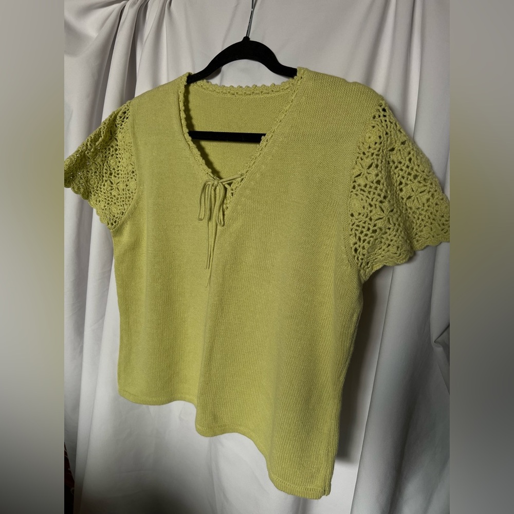 Green Crotchet Tie Front Blouse